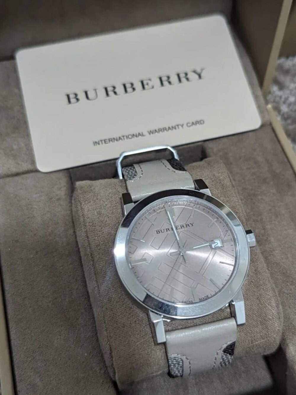 [EUC] BURBERRY "The City" 38mm watch